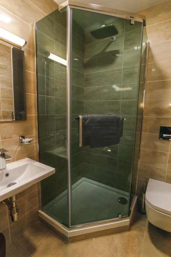 Raziotel Rishelyevskiy Kherson Ngoại thất bức ảnh