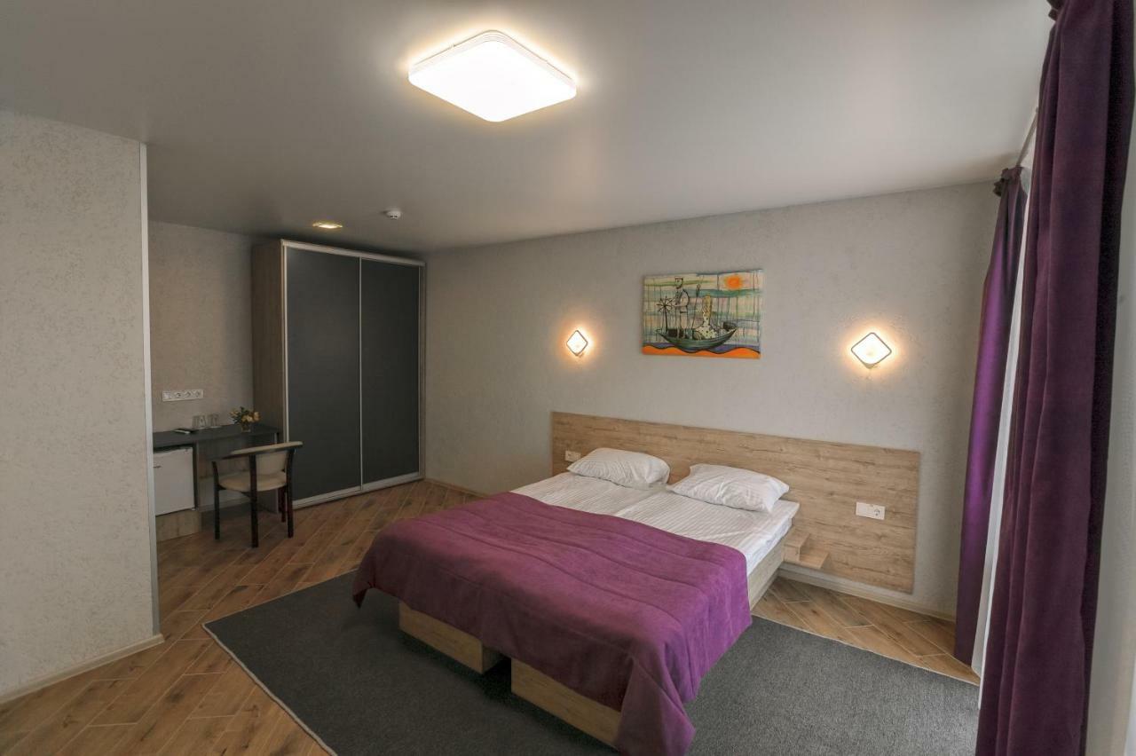 Raziotel Rishelyevskiy Kherson Ngoại thất bức ảnh