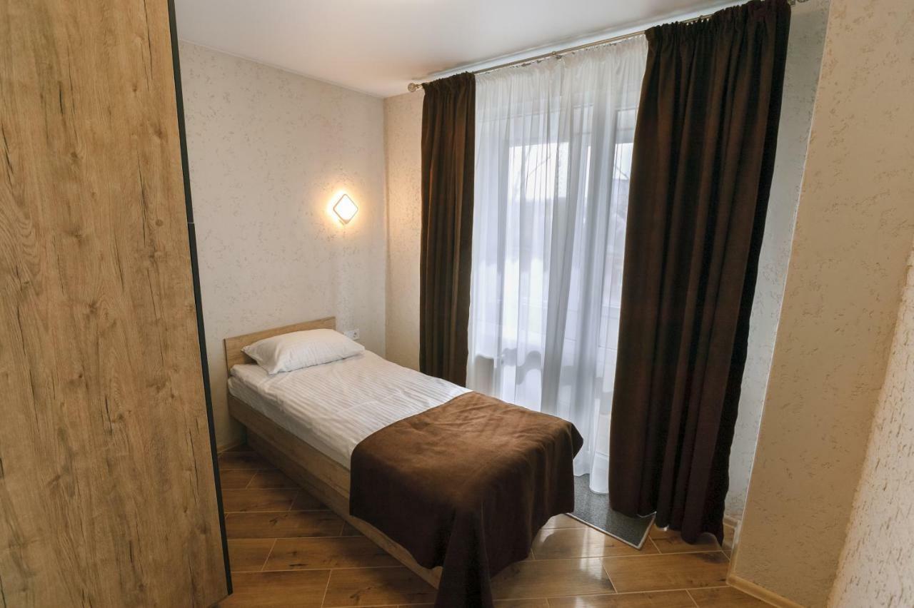 Raziotel Rishelyevskiy Kherson Ngoại thất bức ảnh